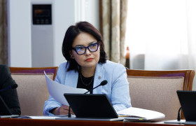 Эмэгтэйчүүдийг дэмжих чуулга уулзалтад оролцож АХМАД НАСТНЫ АМЬДРАЛЫН ЧАНАР-ын талаар илтгэл тавилаа