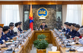 Төр өөрөө бүсээ чангалах “ХЭМНЭЛТИЙН ТОДОТГОЛ”-ыг Засгийн газар хэлэлцэж эхэллээ