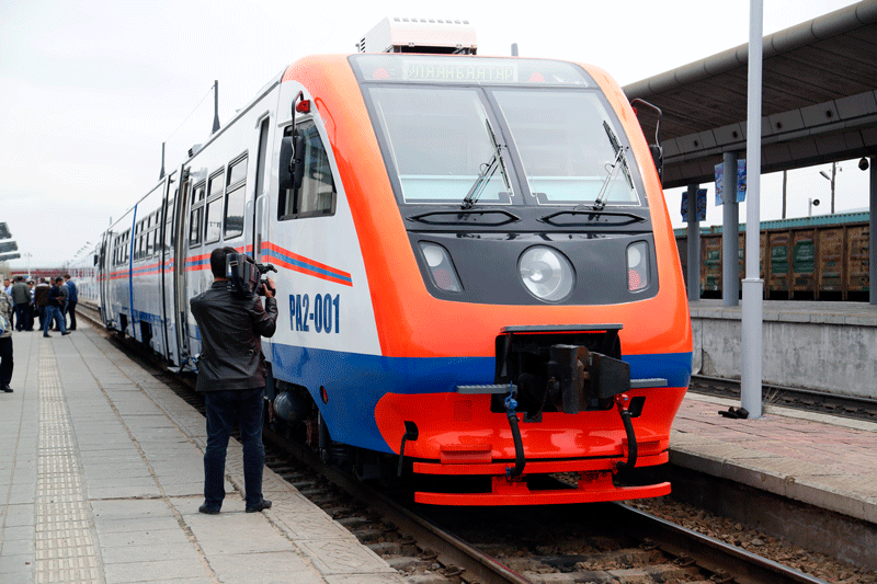 Нийслэлийн нийтийн тээврийн үйлчилгээнд явах RAILBUS ирлээ