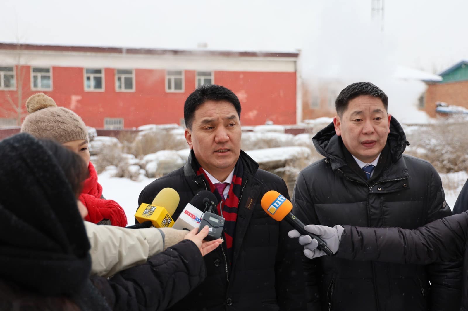 Баянгол дүүргийн 24-р хороо Алтай хотхон, Коёо тауны орчимд улсын сургууль барих газрын асуудал шийдэгдлээ